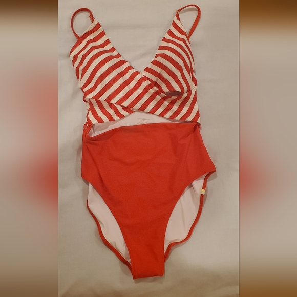 NWT Red and White Striped Women's Swimsuit - Picture 3 of 4
